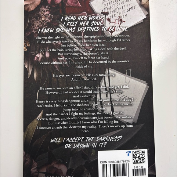 No‎ Control: A Dark Romance (Unhinged Hitmen) Paperback book - Picture 4 of 5